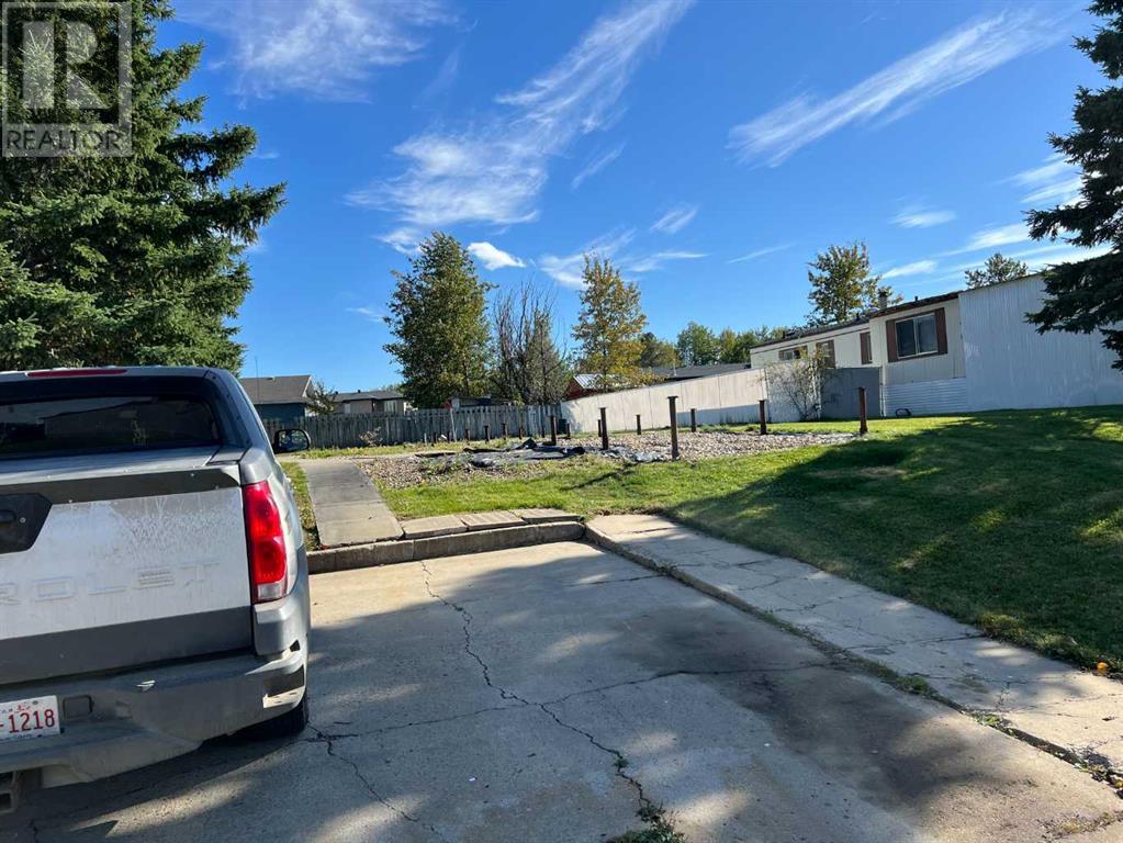 5 A Street Unit 811, Fox Creek, AB T0H 1P0