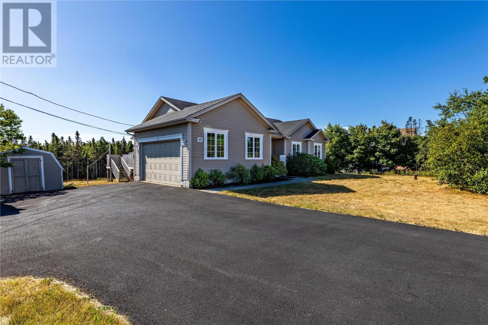 15 Cherrywood Dr, Torbay, NL A1K 0B5