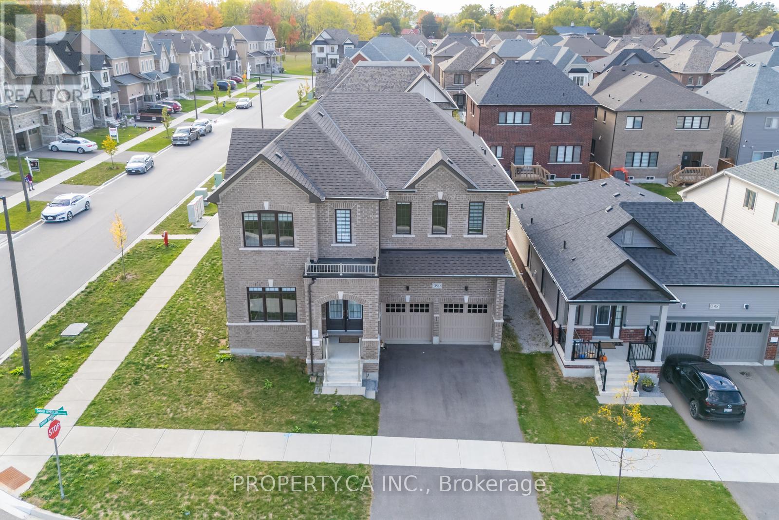 390 Danny Wheeler Blvd, Georgina, ON L4P 1J5