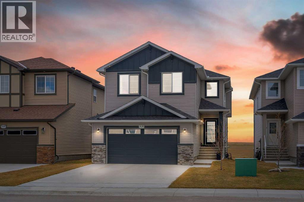 838 Edgefield St, Strathmore, AB T0J 1Y0