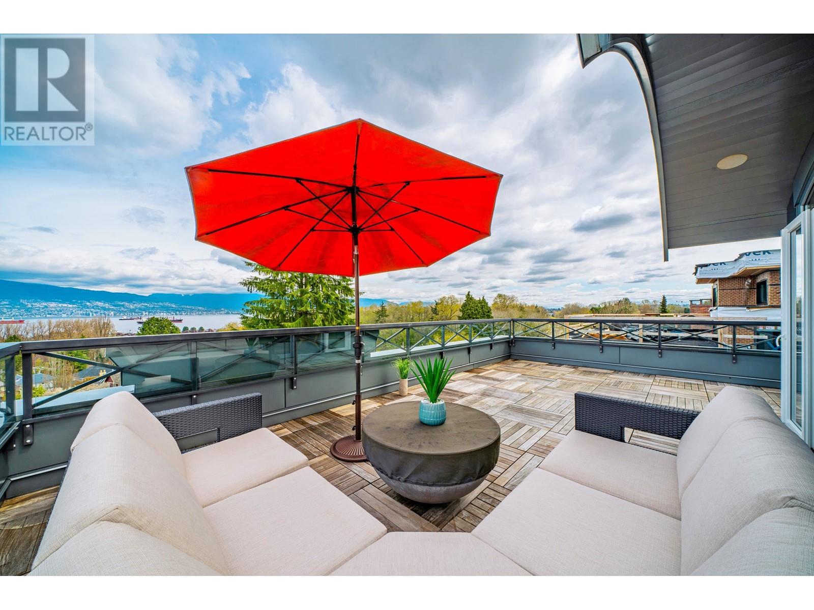 4350 Locarno Cres, Vancouver, BC V6R 1G3