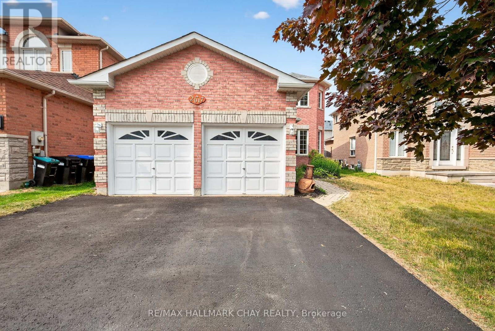 2017 Wilson St, Innisfil, ON L9S 4X9