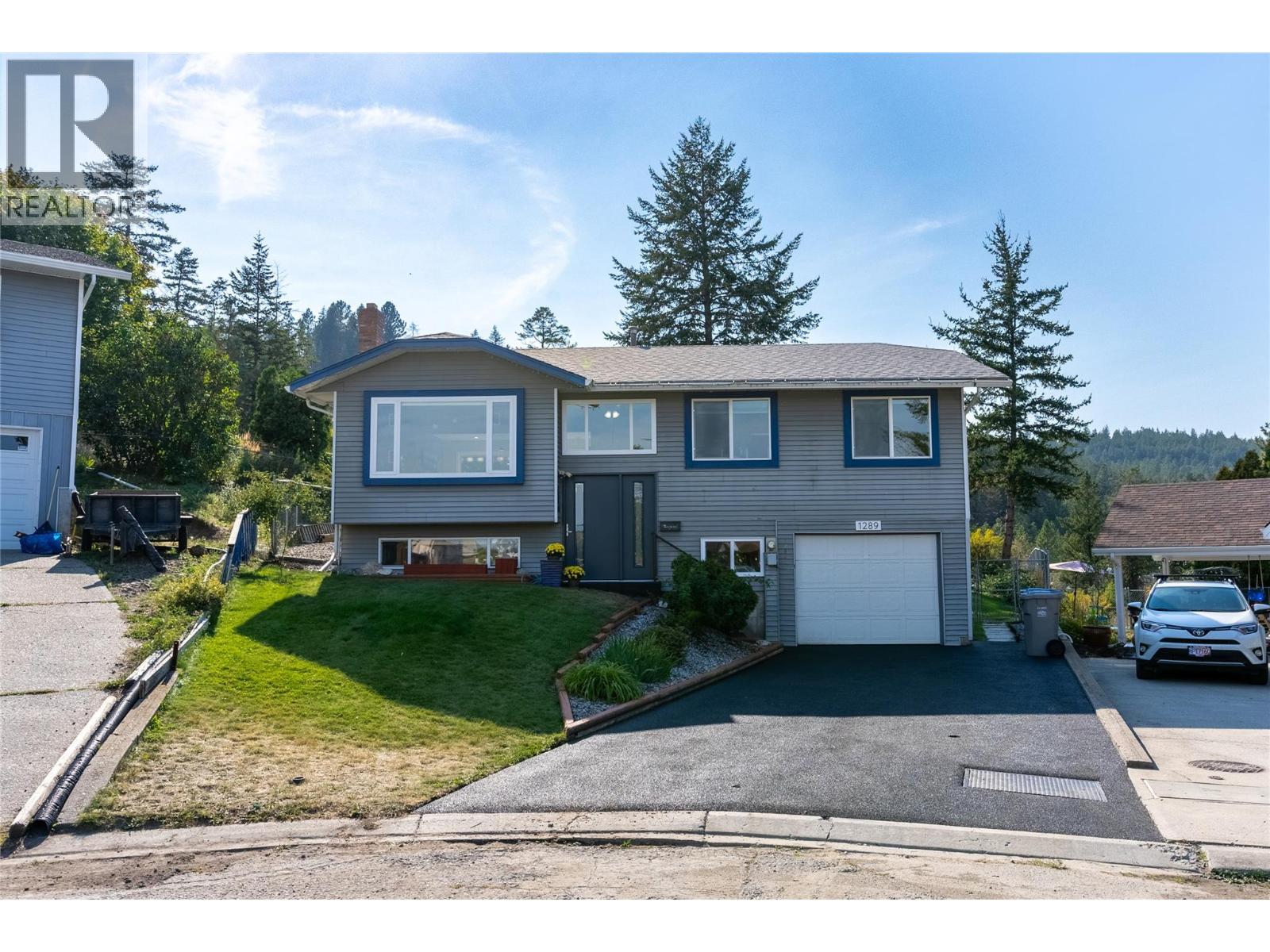 1289 Harrison Pl, Kamloops, BC V1S 1M2
