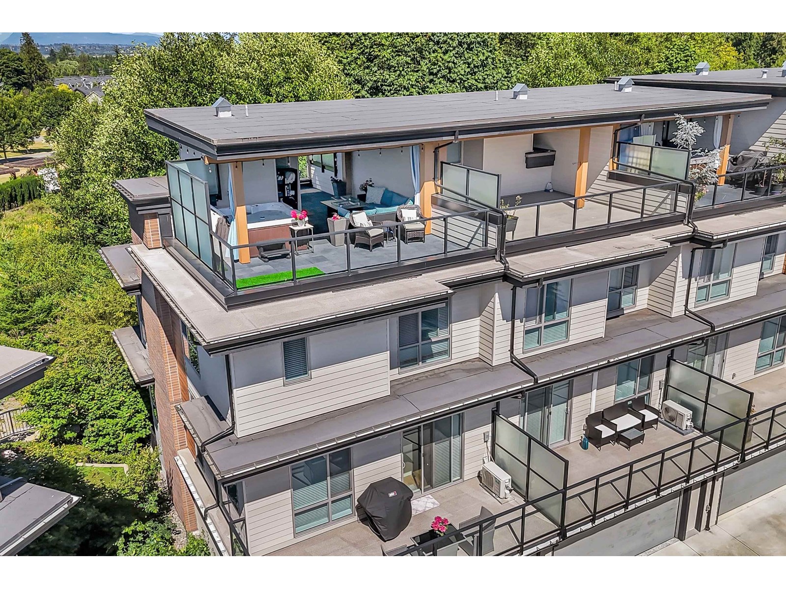 15775 Mountain View Drive Unit 31, Surrey, BC V3Z 0W7