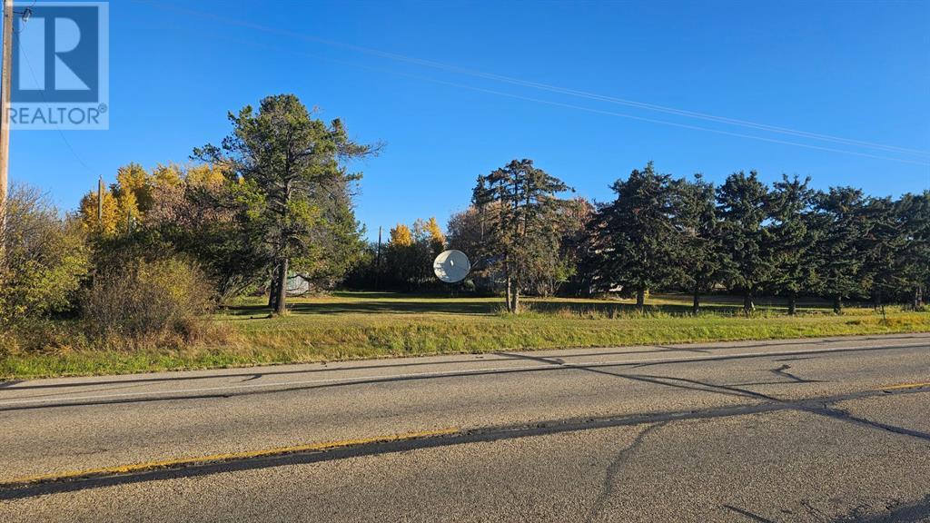 3740 Highway 12, Lacombe, AB T4L 1X5