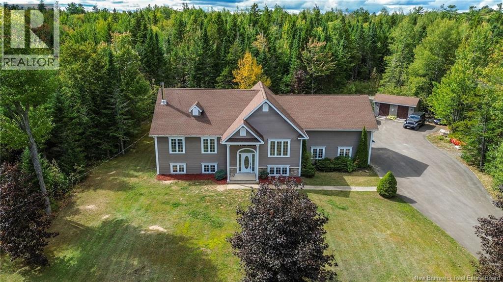 37 Taylor Dr, Hanwell, NB E3C 1N9
