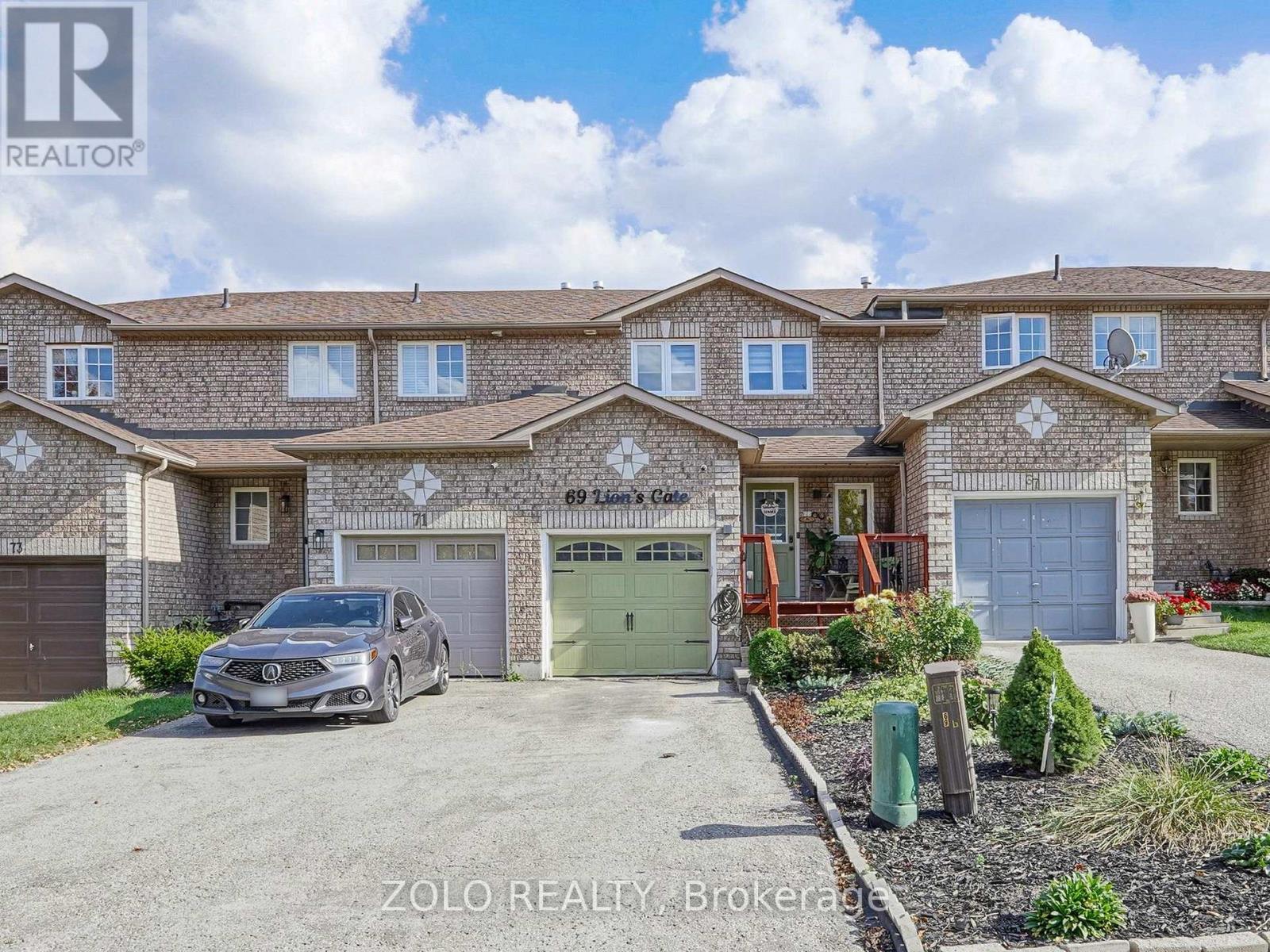 69 Lions Gate Blvd, Barrie, ON L4M 7E4