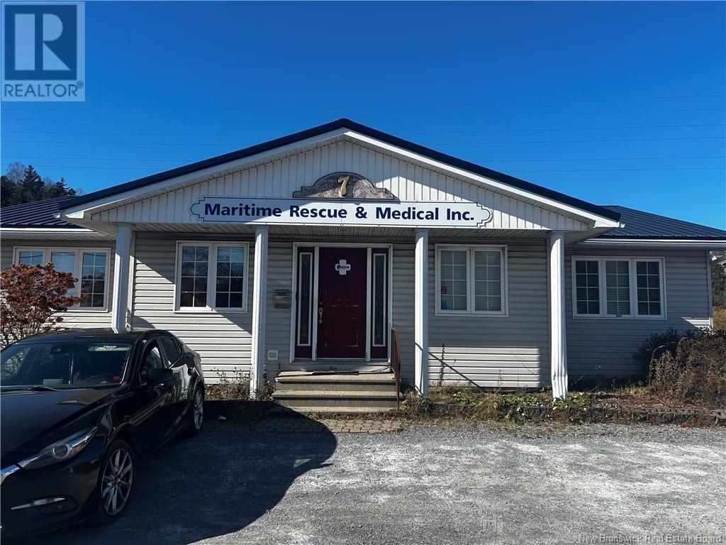 7-17 Foster Thurston Dr, Saint John, NB E2K 5K7