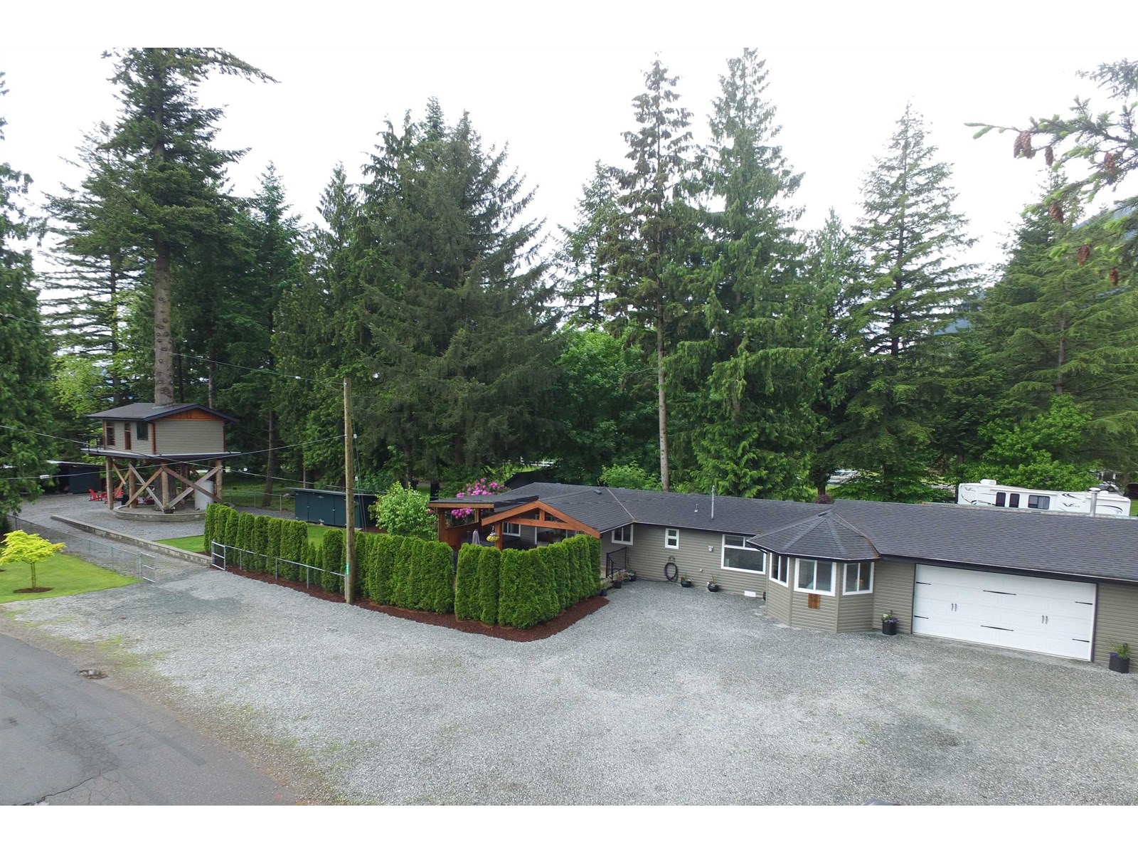 9633 Hess Rd, Mission, BC V0M 1H0