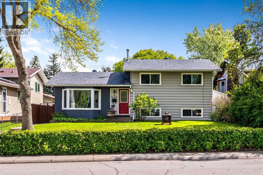8555 Addison Pl SE, Calgary, AB T2H 1R6