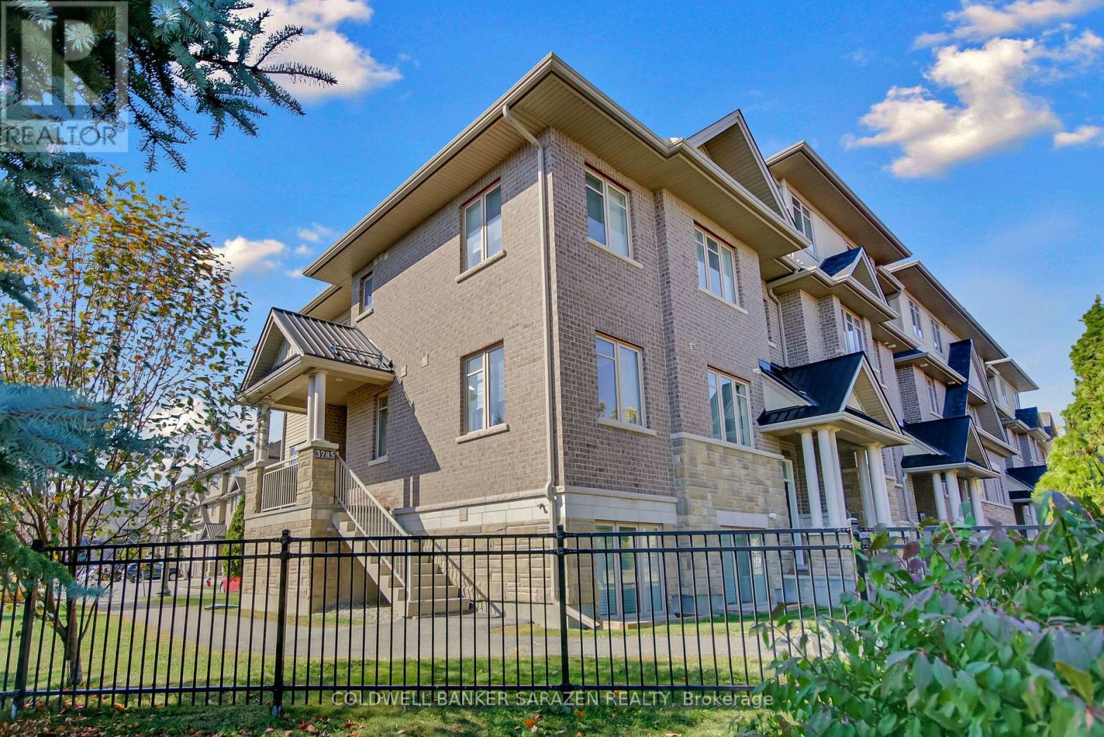 6 3785 Canyon Walk Dr, Ottawa, ON K1V 2M4