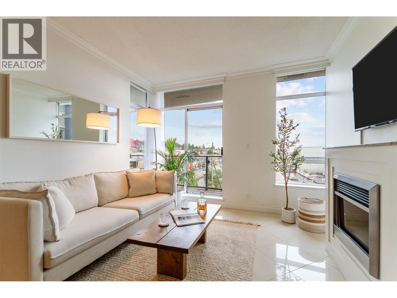 172 Victory Ship Way Unit 603, North Vancouver, BC V7L 0B5