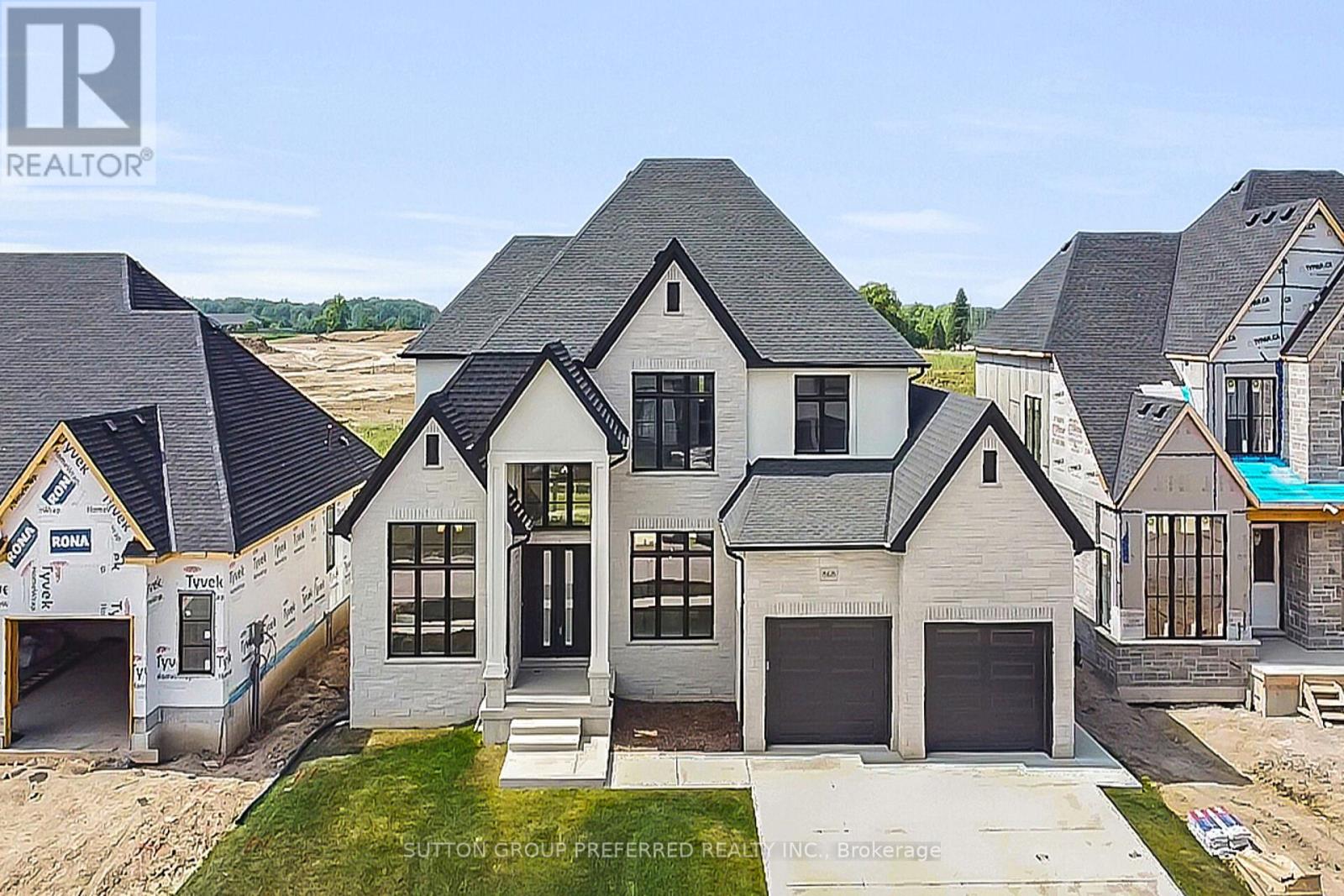 868 Eagletrace Dr, London, ON N6G 3X9