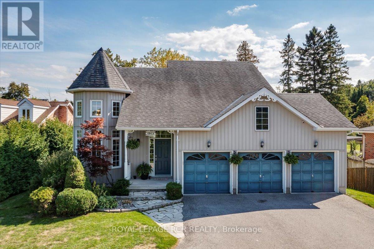 1903 Metro Rd N, Georgina, ON L0E 1L0