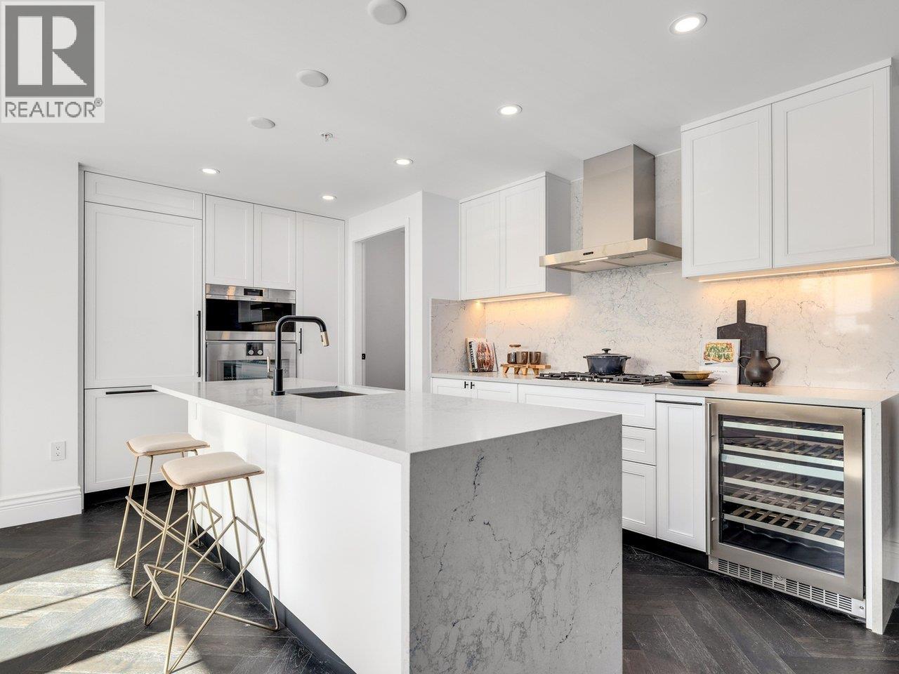 2096 W 47th Avenue Unit 309, Vancouver, BC V6M 0E5