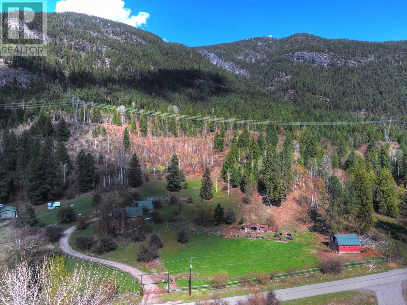 2960 Upper Slocan Park Rd, Slocan Park, BC V0G 2E0