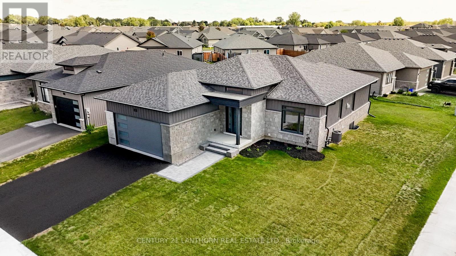 60 Hastings Park Dr, Belleville Belleville Ward, ON K8P 0H7