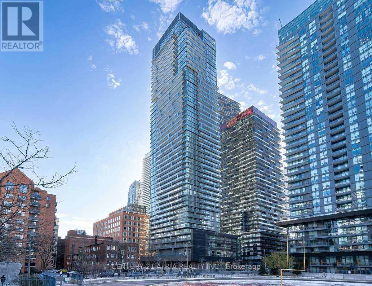 3607 39 Roehampton Rd, Toronto, ON M4P 0G1