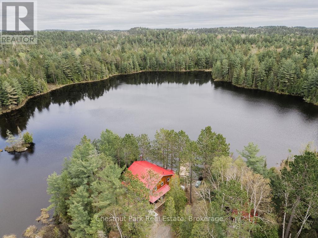 6131 Highway 11 Hwy N, Temagami, ON P0H 2H0