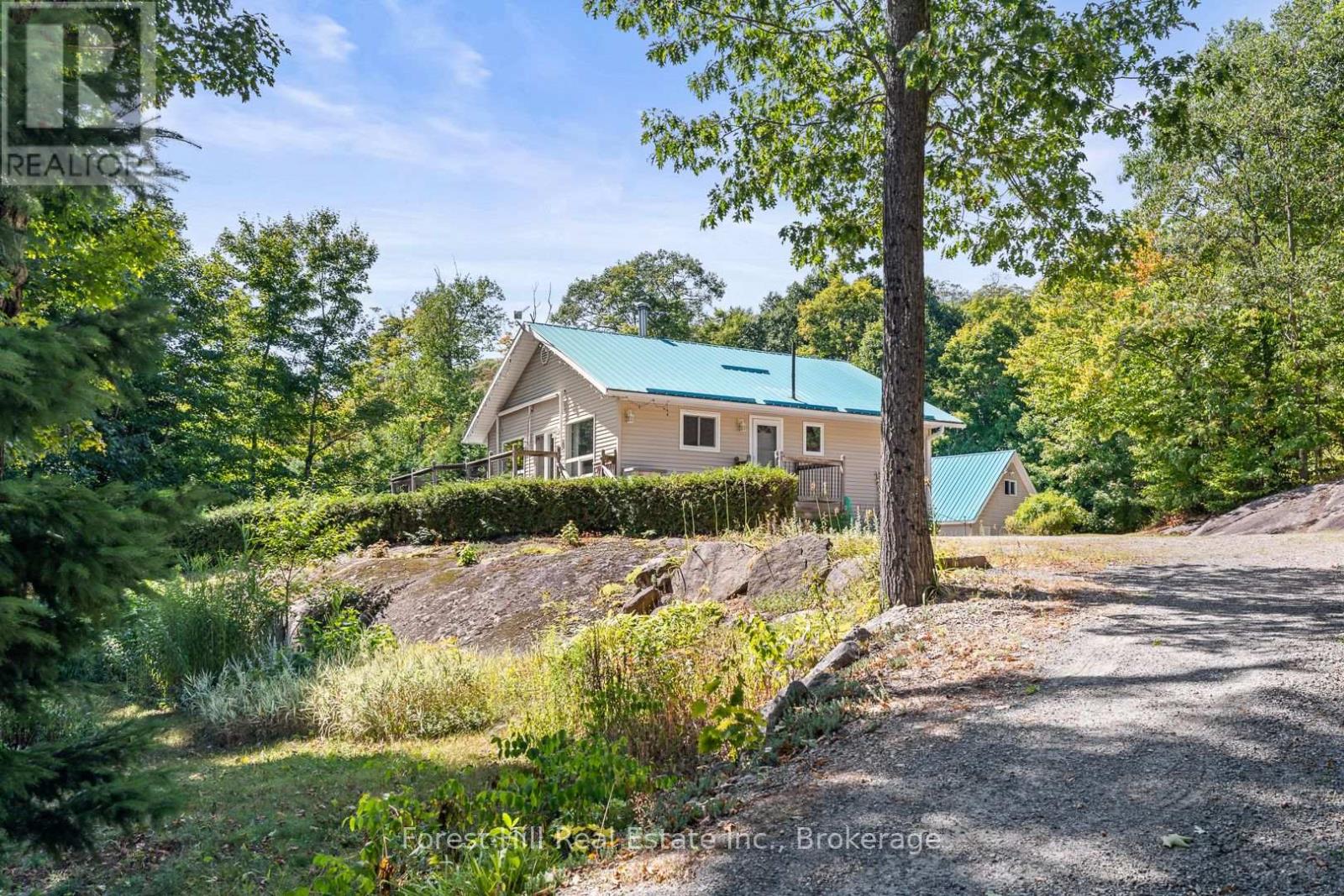 2851 Kawagama Lake Rd, Algonquin Highlands, ON P0A 1E0