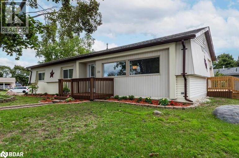 25 Hawthorne Dr, Innisfil, ON L9S 1P1
