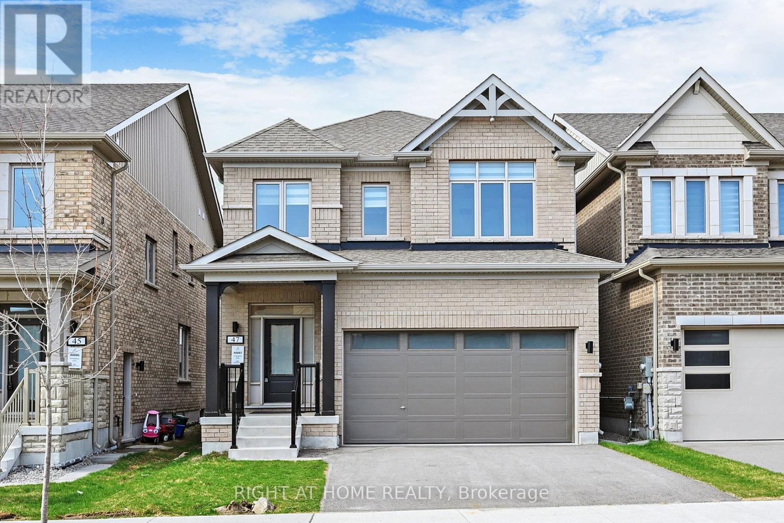 47 Shepherd Dr, Barrie, ON L9J 0K4