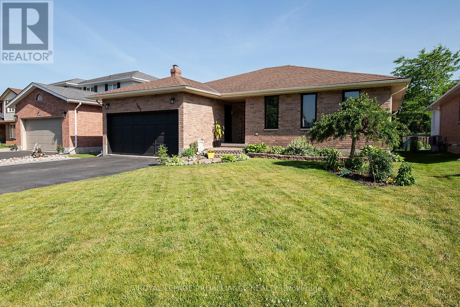 583 Victoria Ave, Belleville, ON K8N 2G8