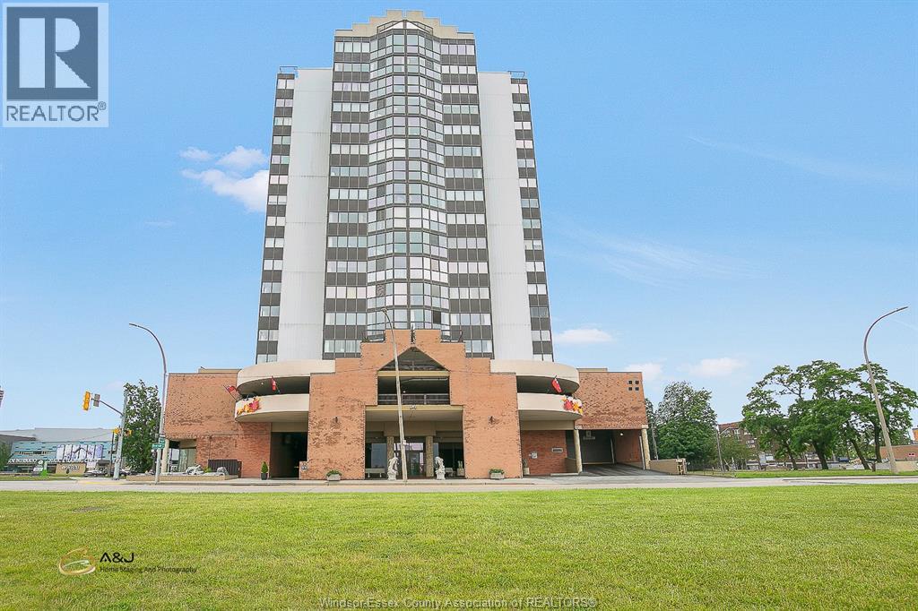 515 Riverside Drive West Unit 806, Windsor, ON N9A 7C3