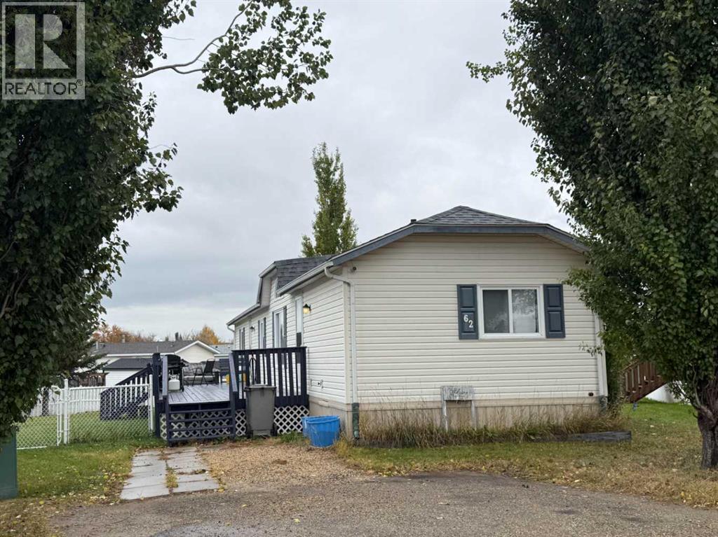 62 Davio Pl, Whitecourt, AB T7S 1V2
