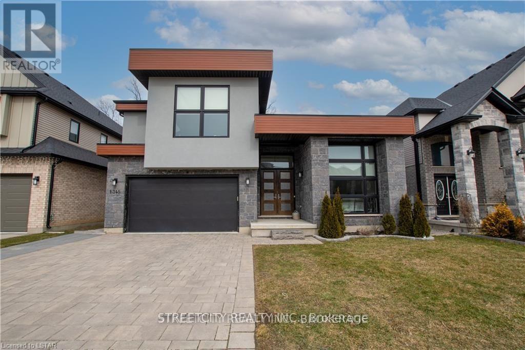 1345 Dyer Cres, London, ON N6H 5K3