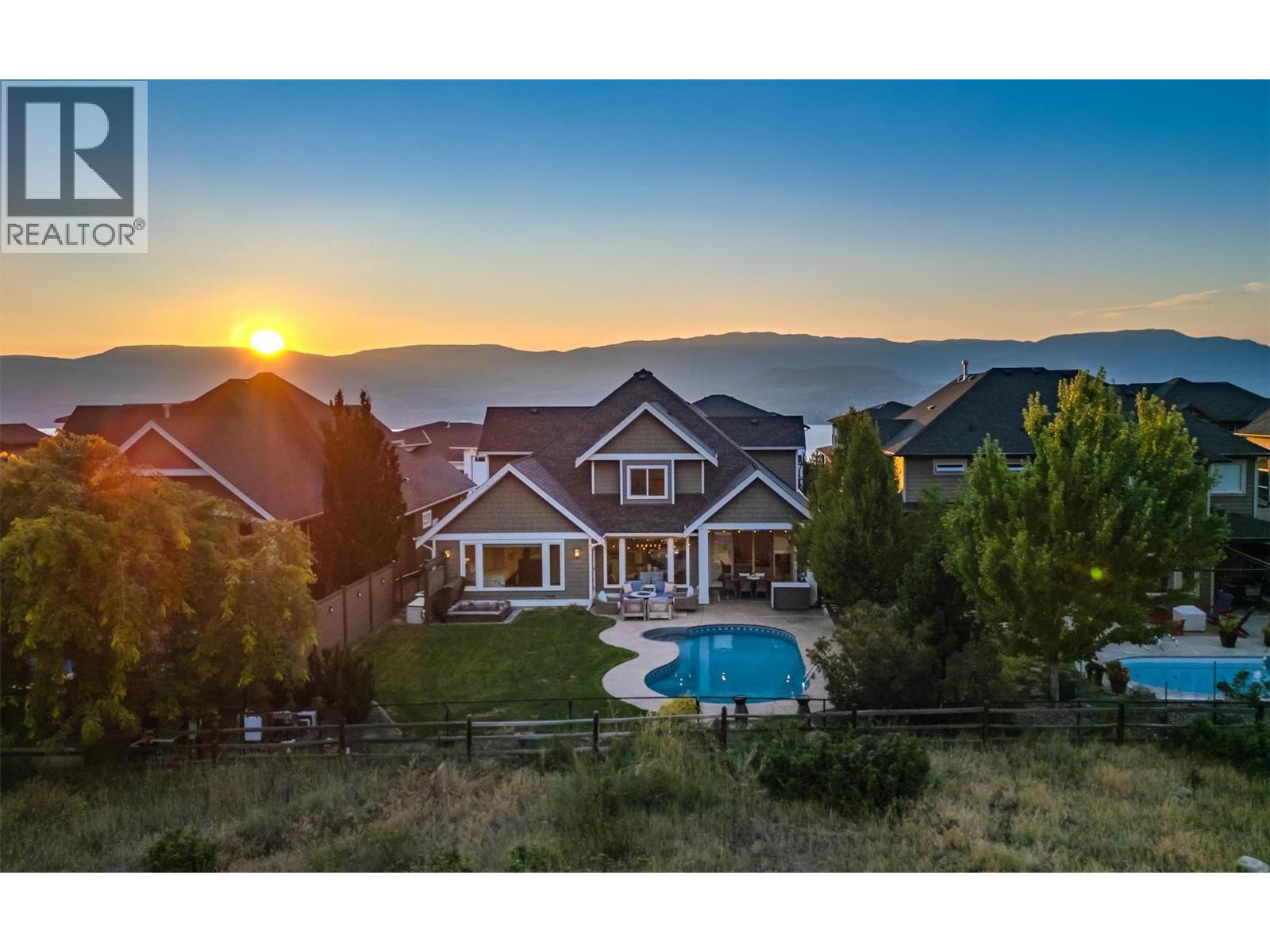 425 Audubon Ct, Kelowna, BC V1W 5K3