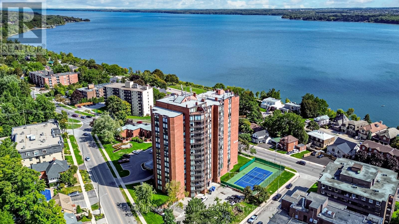 803 181 Collier St, Barrie, ON L4M 1H7