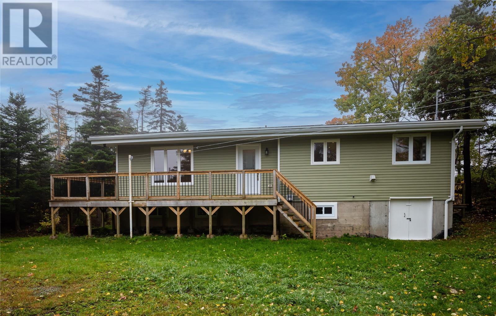 476 Dogberry Hill Rd, St. Philips, NL A1M 1H1