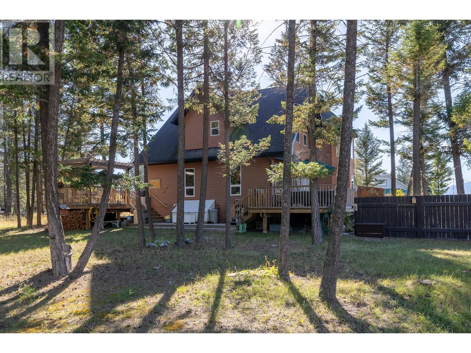 6823 Columbia Ridge Dr, Fairmont Hot Springs, BC V0B 1L2