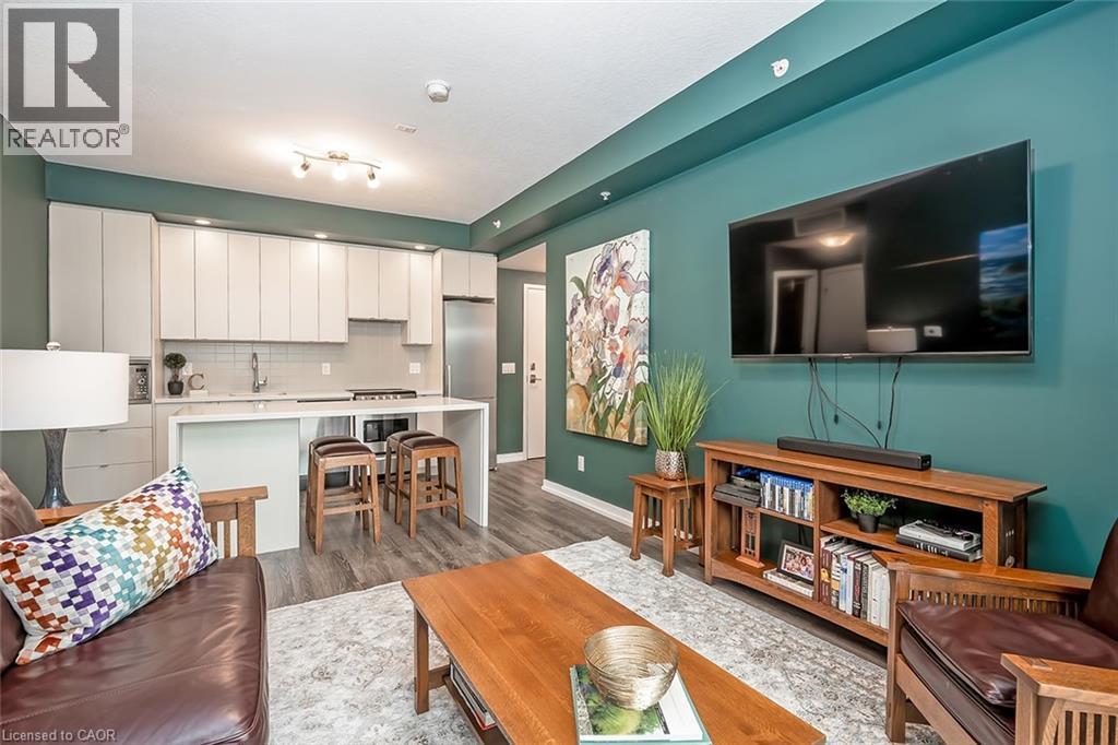 457 Plains Road E Unit 302, Burlington, ON L7T 0B8