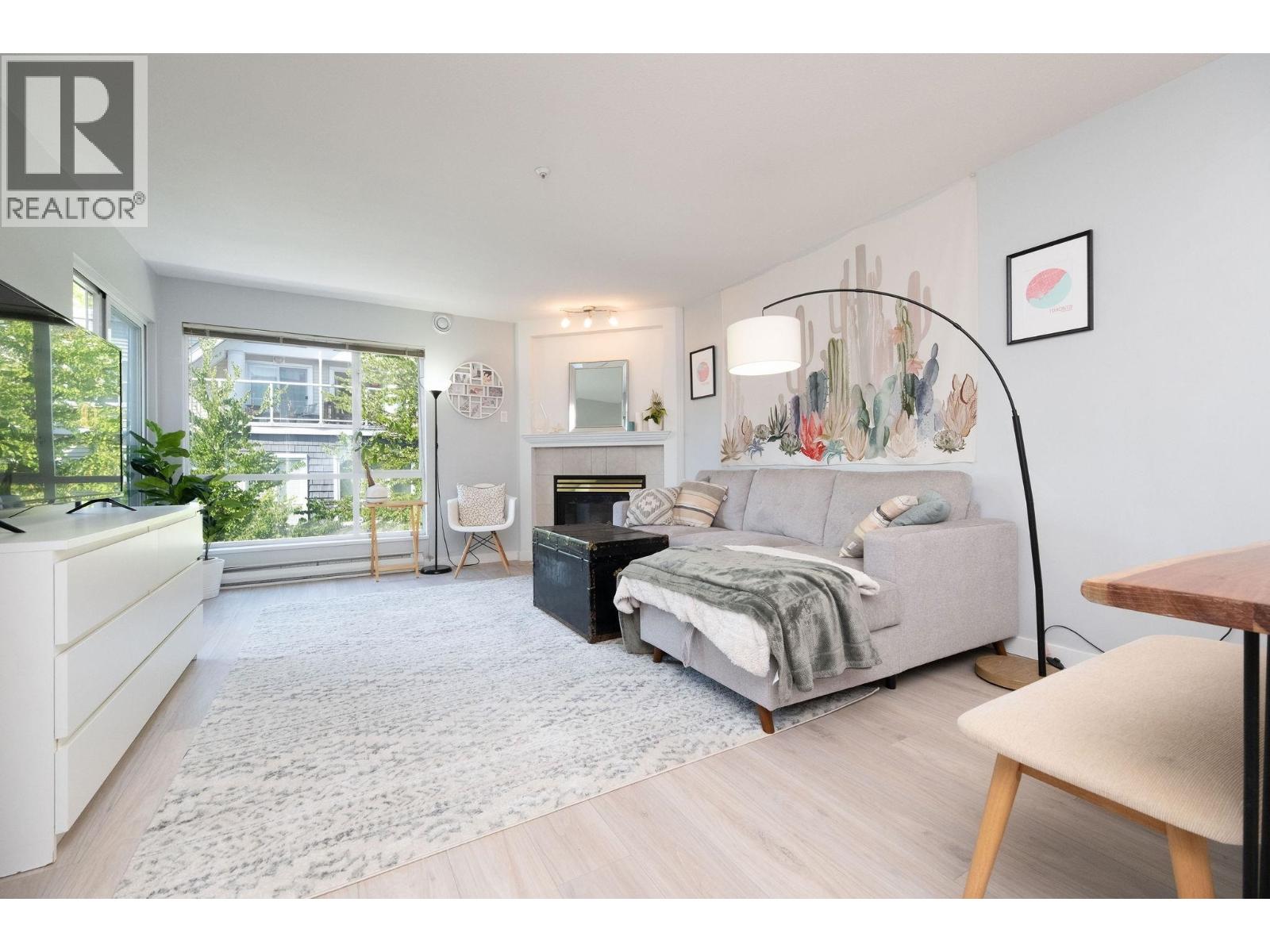 789 W 16 Avenue Unit 305, Vancouver, BC V5Z 1S8