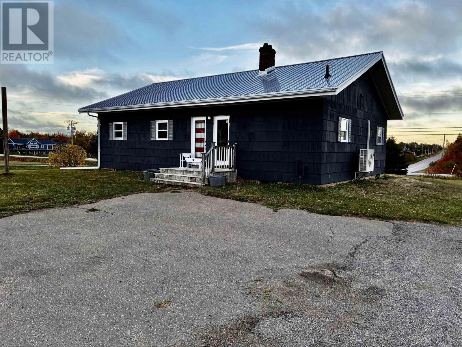 3363 Brackley Point Rd, Brackley Beach, PE C1E 2N9
