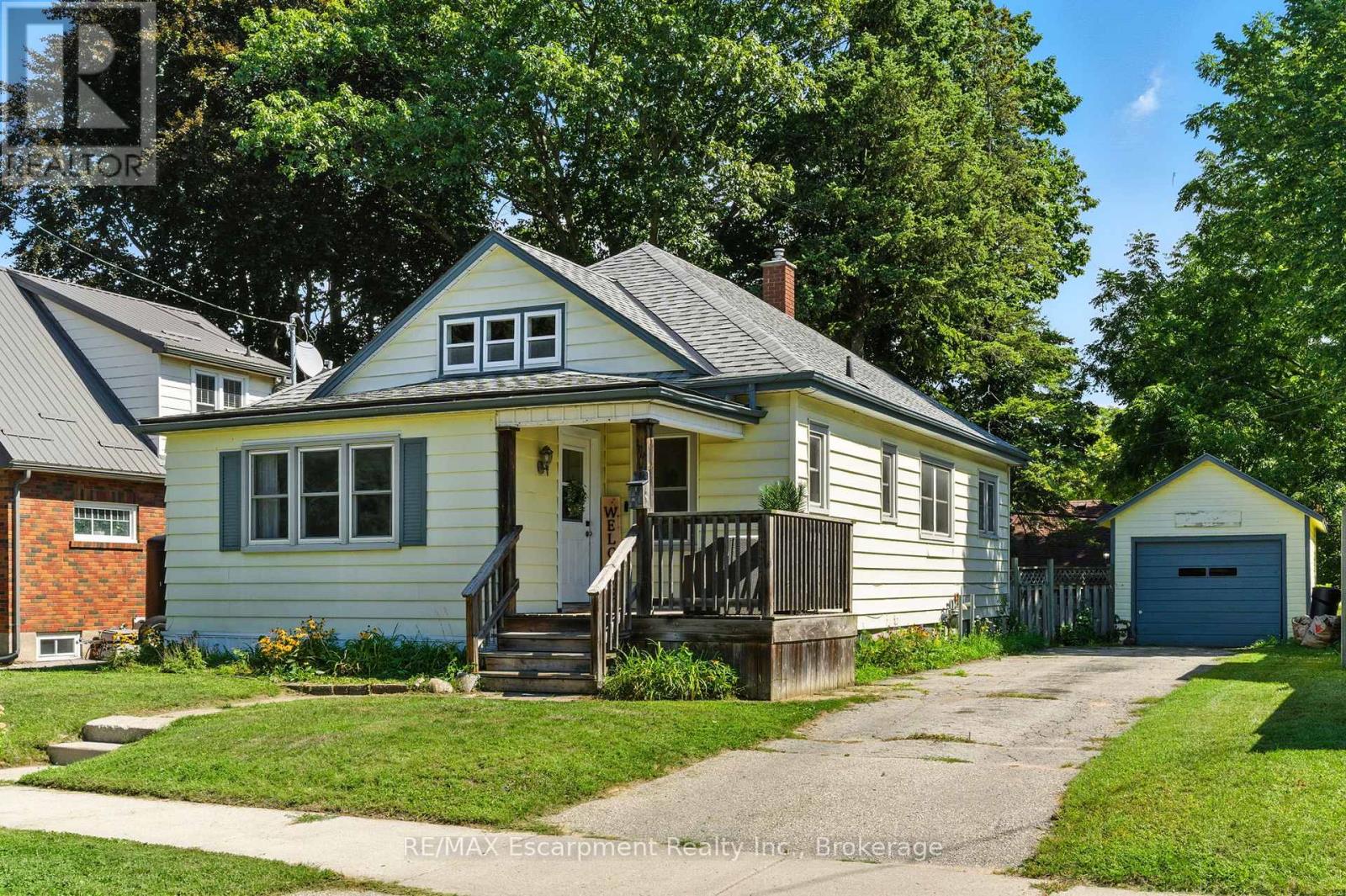 103 Orchard Ave, Norfolk Simcoe, ON N3Y 3H3