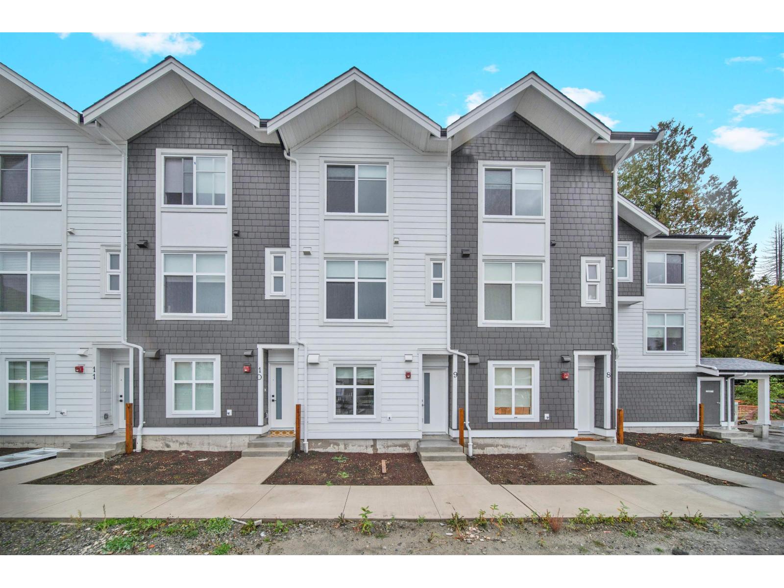 12770 105 Avenue Unit 13, Surrey, BC V3V 0H2