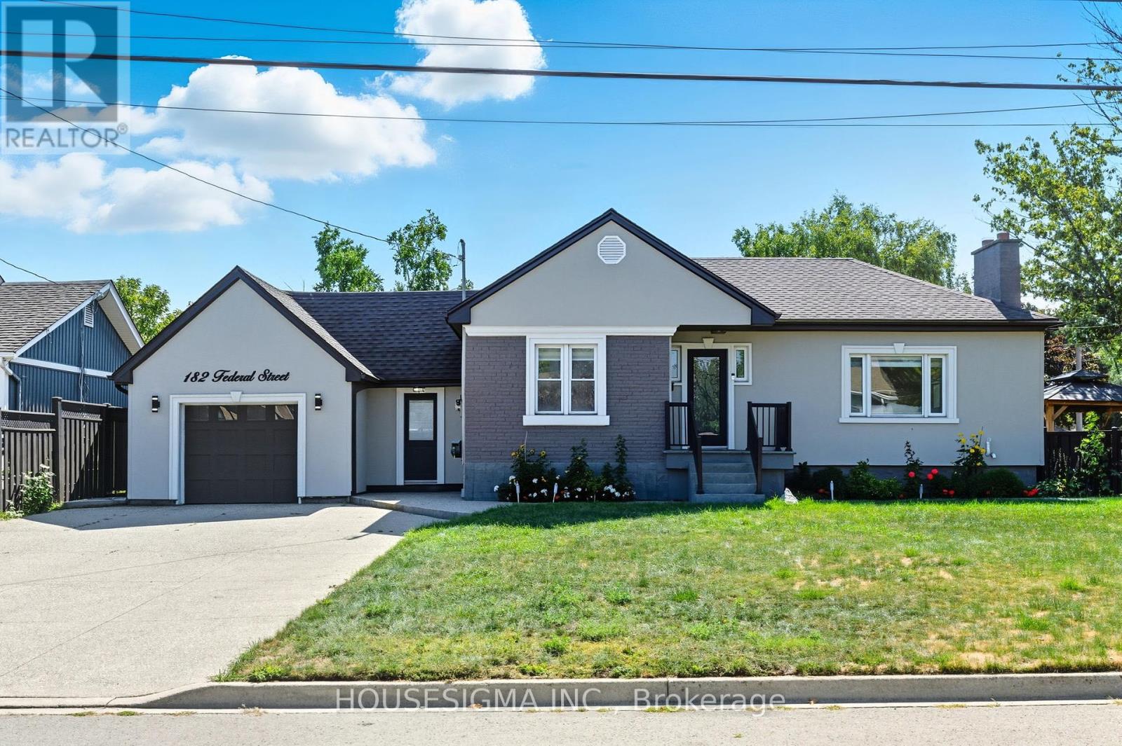 182 Federal St, Hamilton, ON L8E 1N7