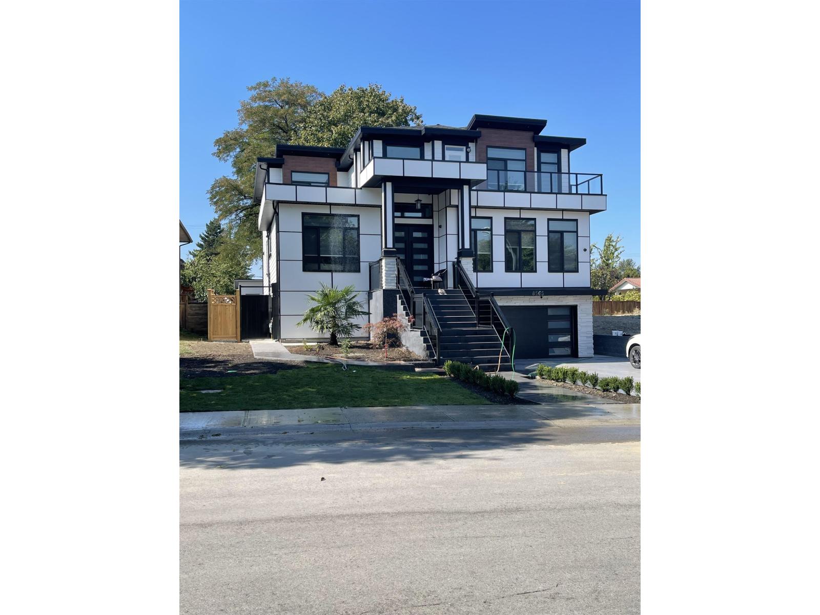 164 Street Unit 8565 #a, Surrey, BC V4N 3G8