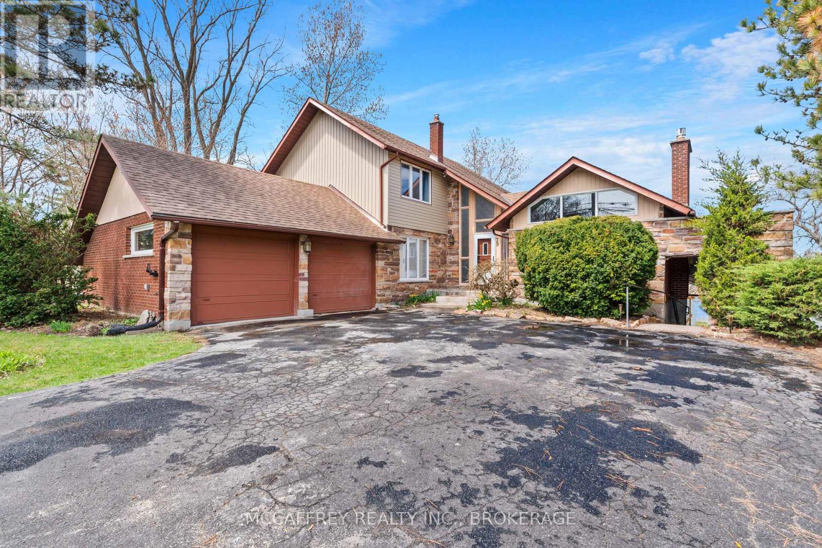 79 River Rd, Greater Napanee, ON K7R 3H3