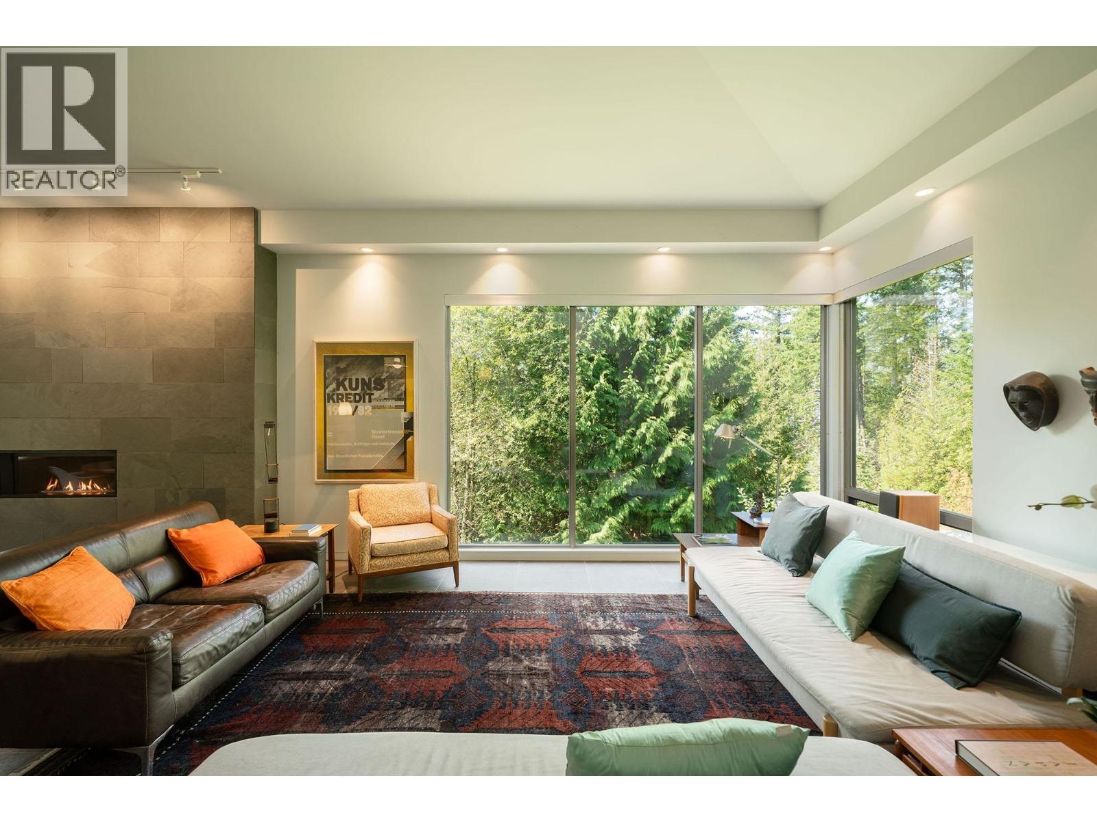 1754 Frances Walk, Bowen Island, BC V0N 1G2