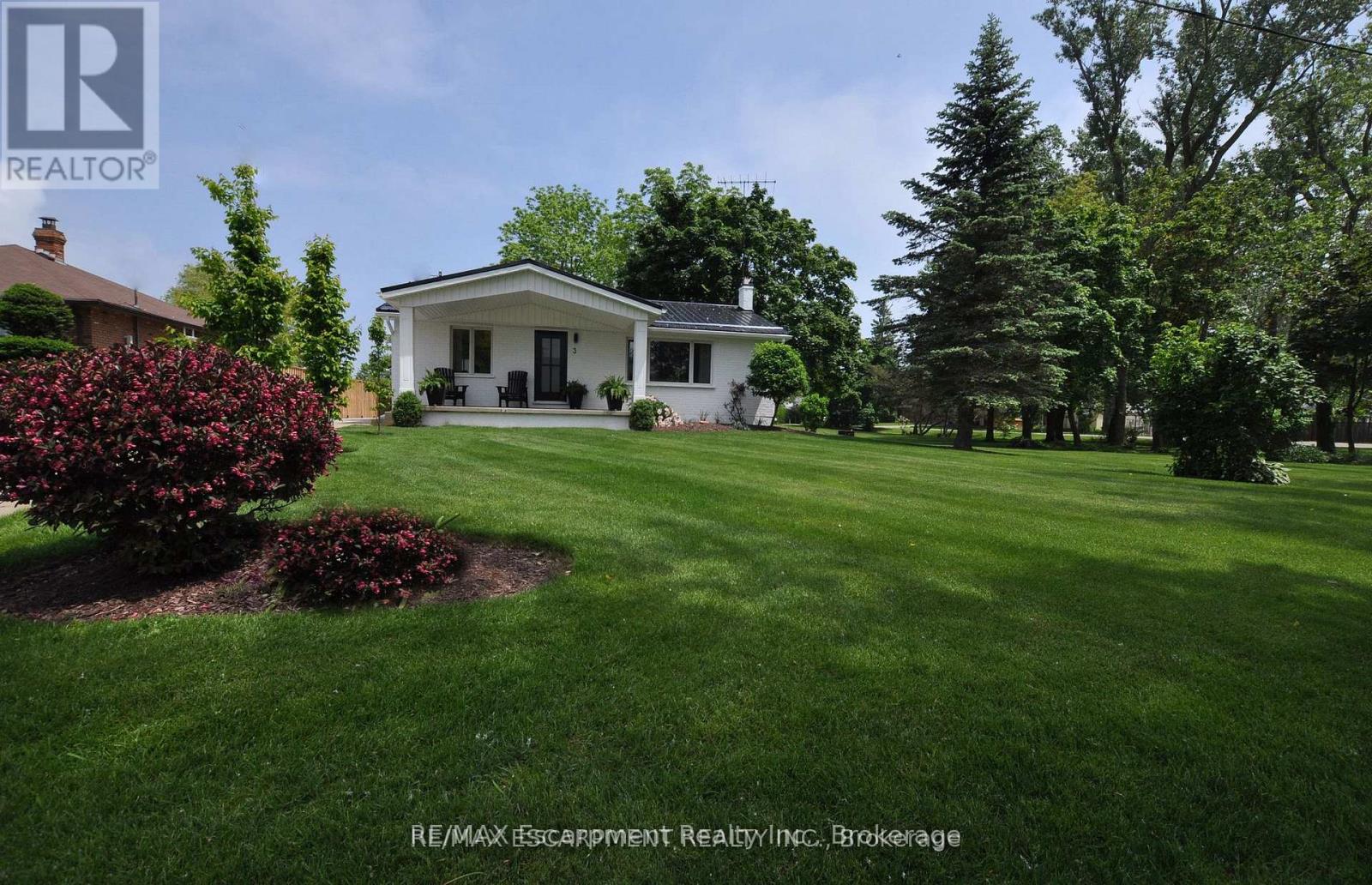 3 Howey Ave, Norfolk Long Point, ON N0E 1M0
