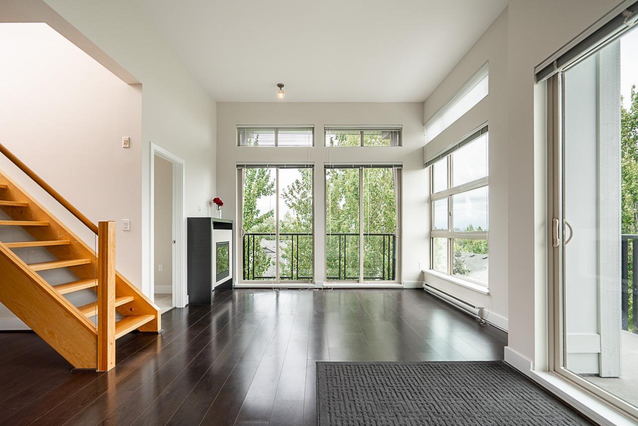 6688 120 Street Unit 423, Surrey, BC V3W 1T8