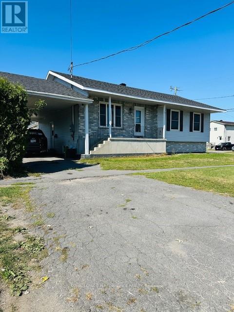 395 Thirteenth St W, Cornwall, ON K6J 5L1