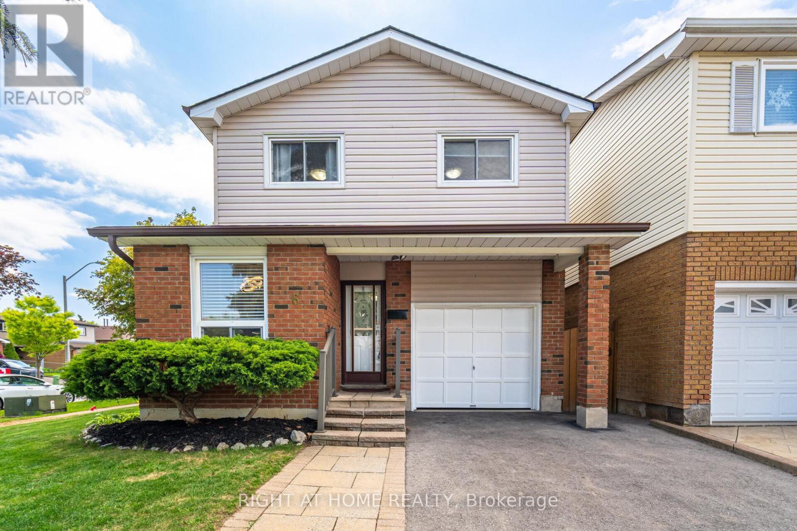6 Winterfold Dr, Brampton, ON L6V 3T1