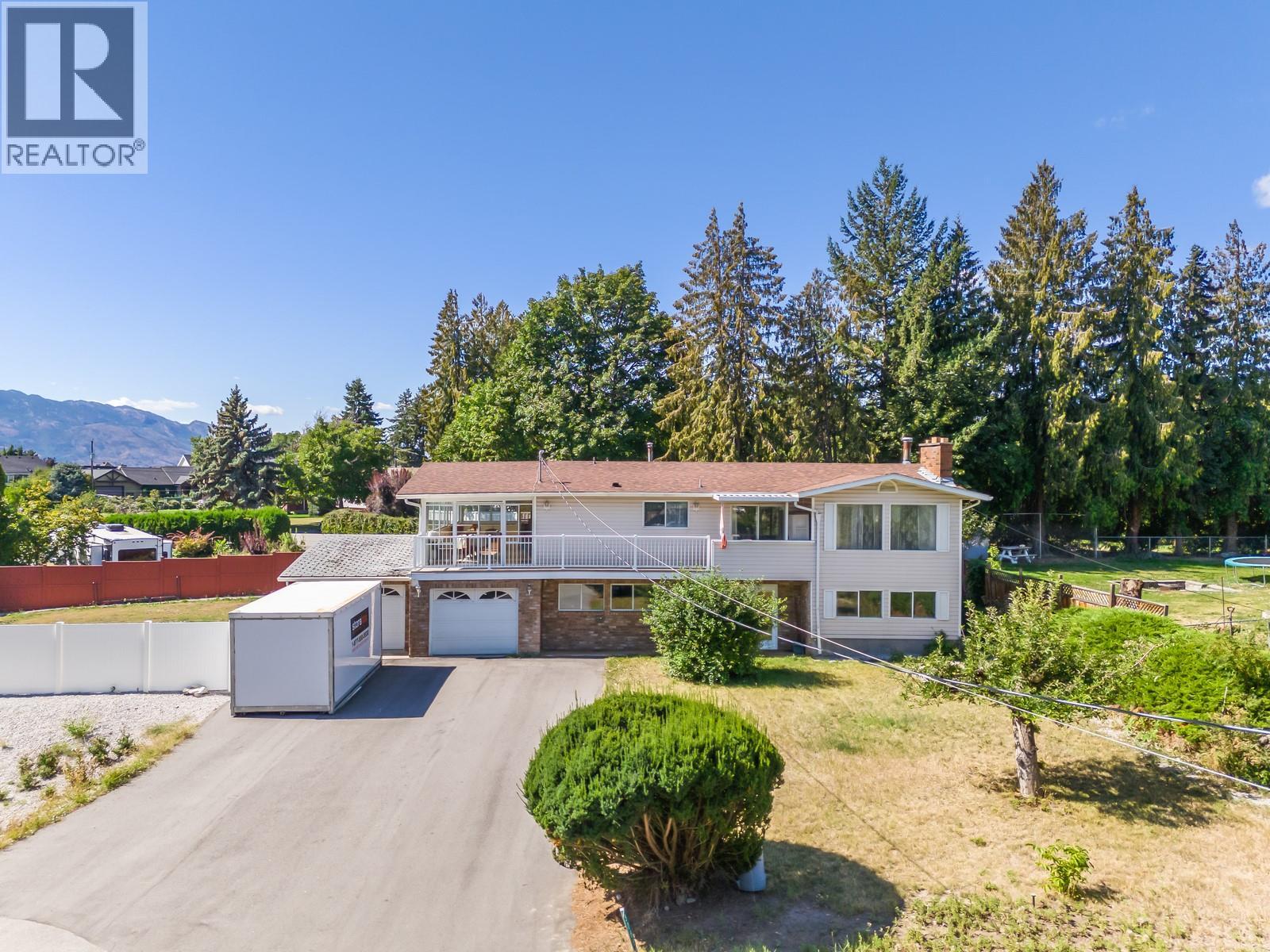 3088 Beverly Pl, West Kelowna, BC V1Z 2A5