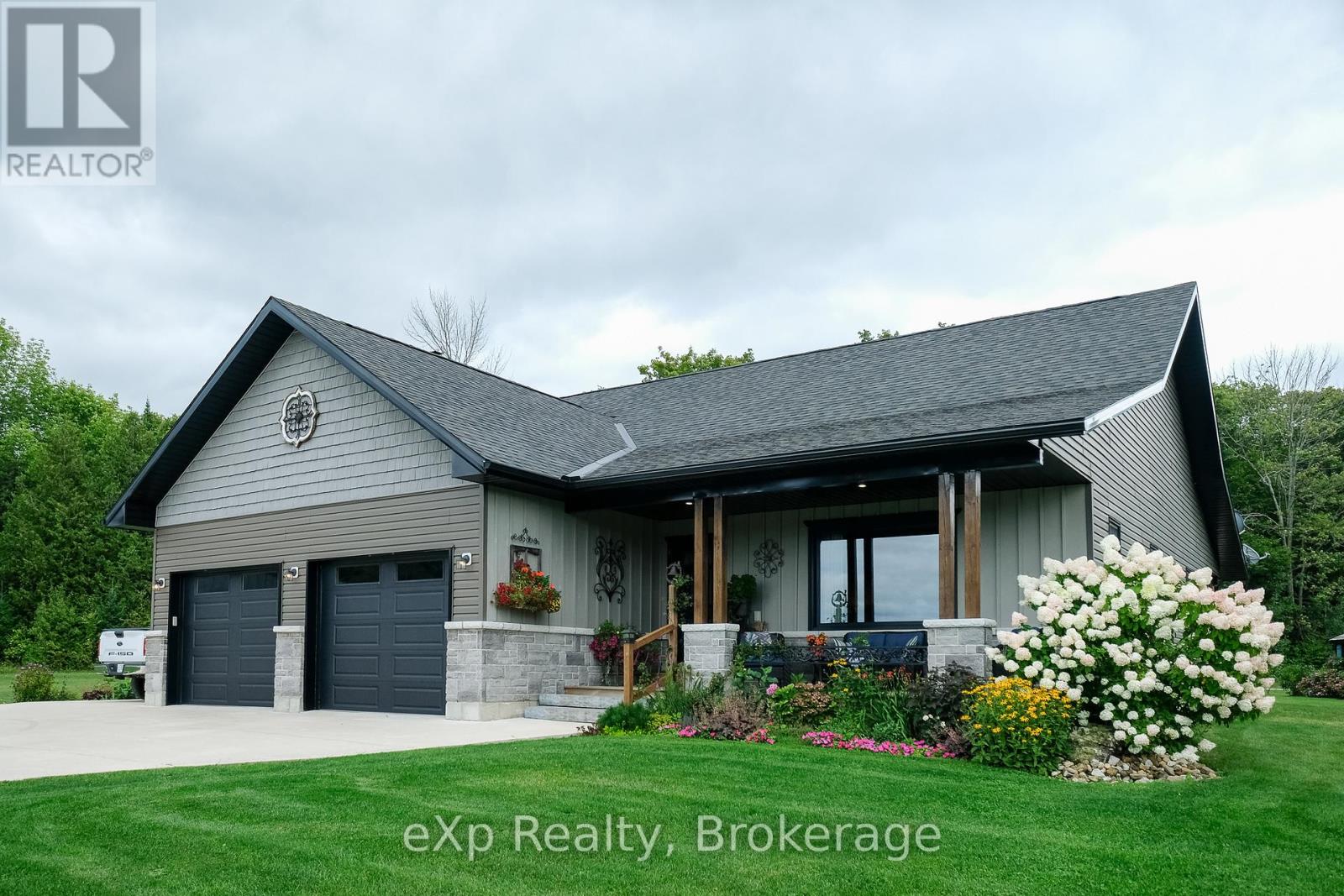 502032 Grey Road 1, Georgian Bluffs, ON N0H 2T0