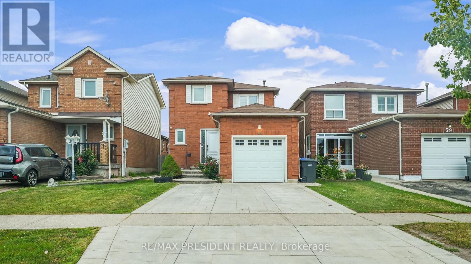41 Stalbridge Ave, Brampton, ON L6Y 4H1
